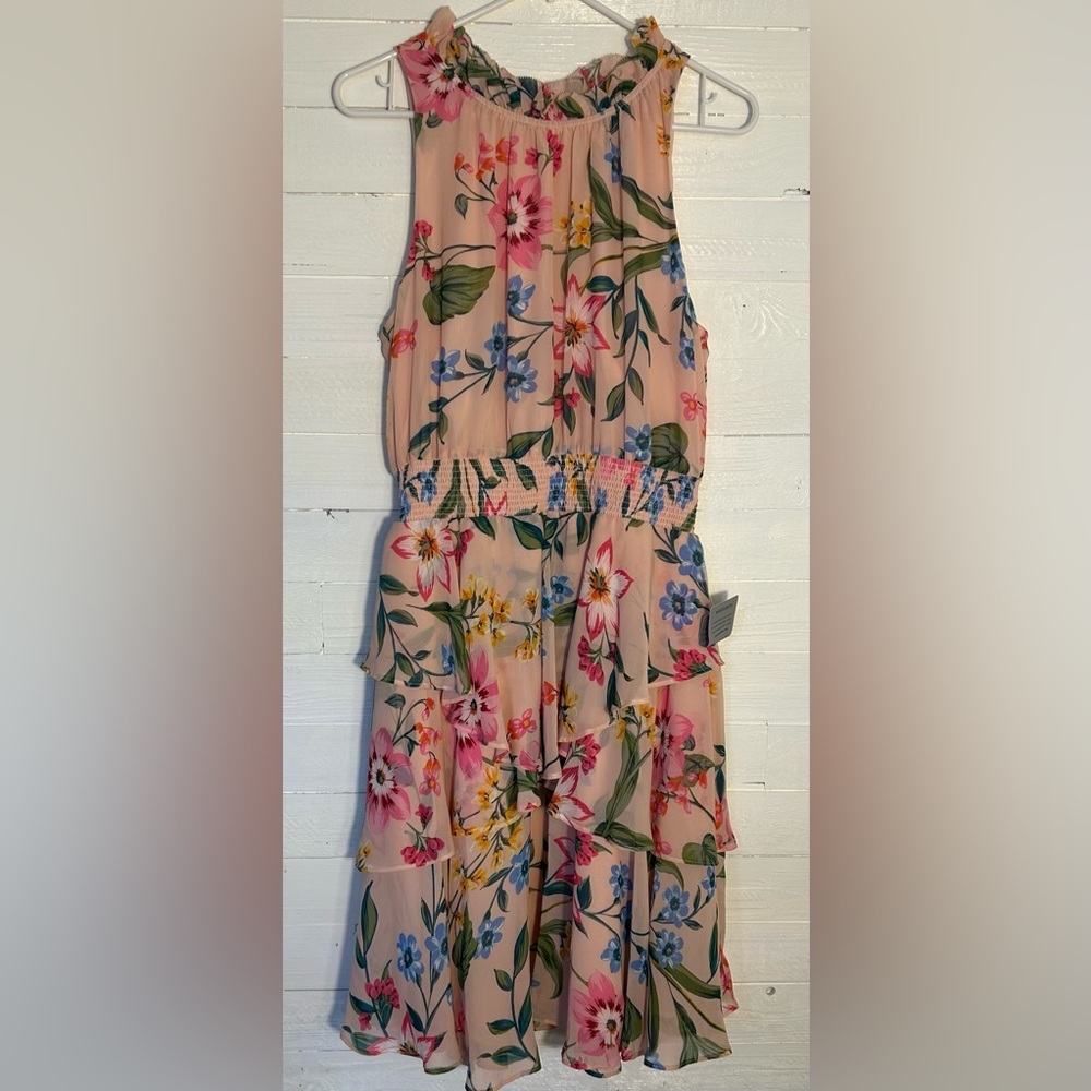 NWT Eliza J chiffon floral smock waist tiered midi dress, plus size women’s 16. - Picture 2 of 10